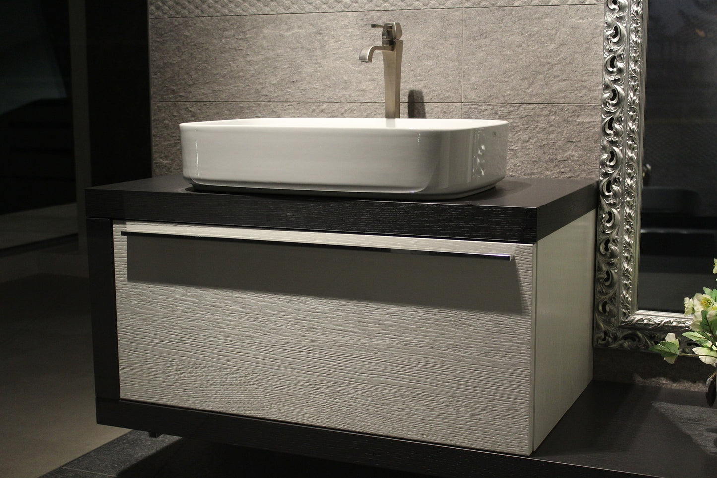 30" Wall-Mounted Single Bathroom Vanity With Vessel Sink