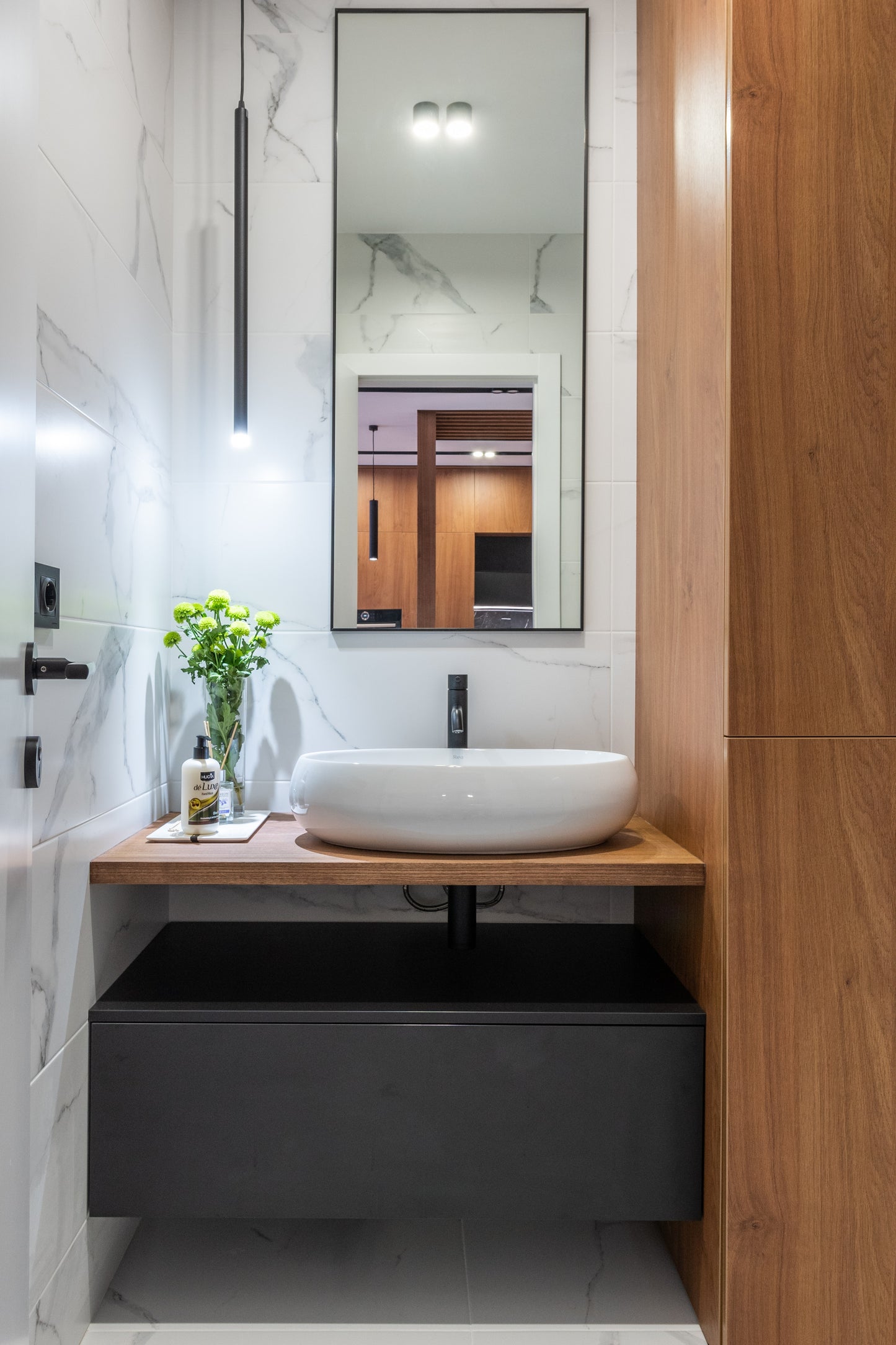 36" Black Floating Bathroom Vanity With Vessel Sink